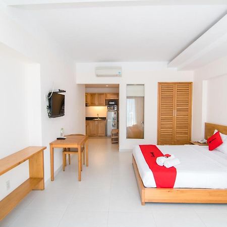 Reddoorz Plus Near Secc D7 Ho Chi Minh City Exterior photo