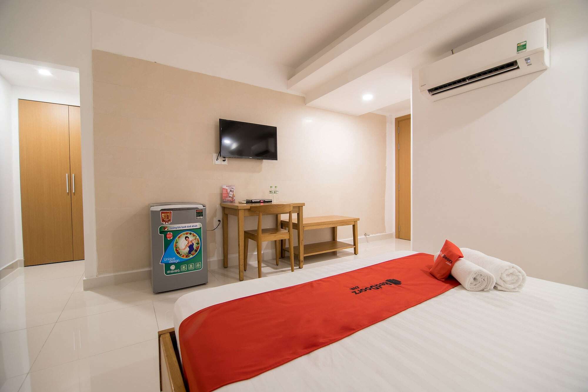 Reddoorz Plus Near Secc D7 Ho Chi Minh City Exterior photo